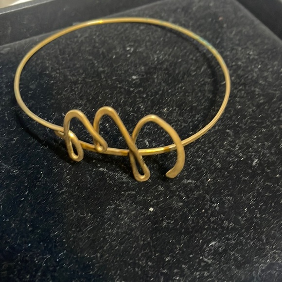 Virgo Symbol Brass Arm Cuff - Picture 6 of 6